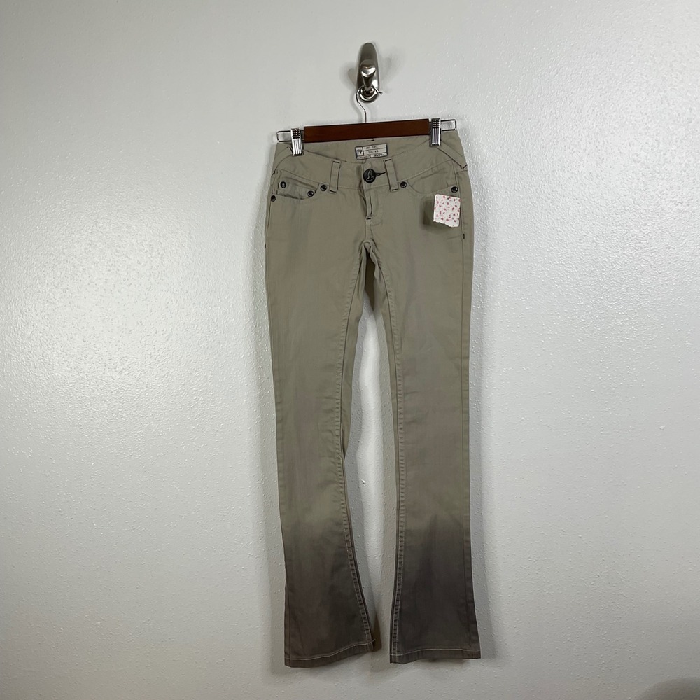 Free People‎ NWT Dip Dye Slight Flare Jeans Size 24